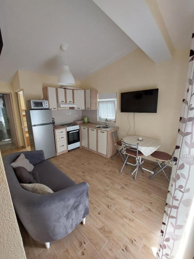 Apartmani Piskoric Вир Екстериор снимка
