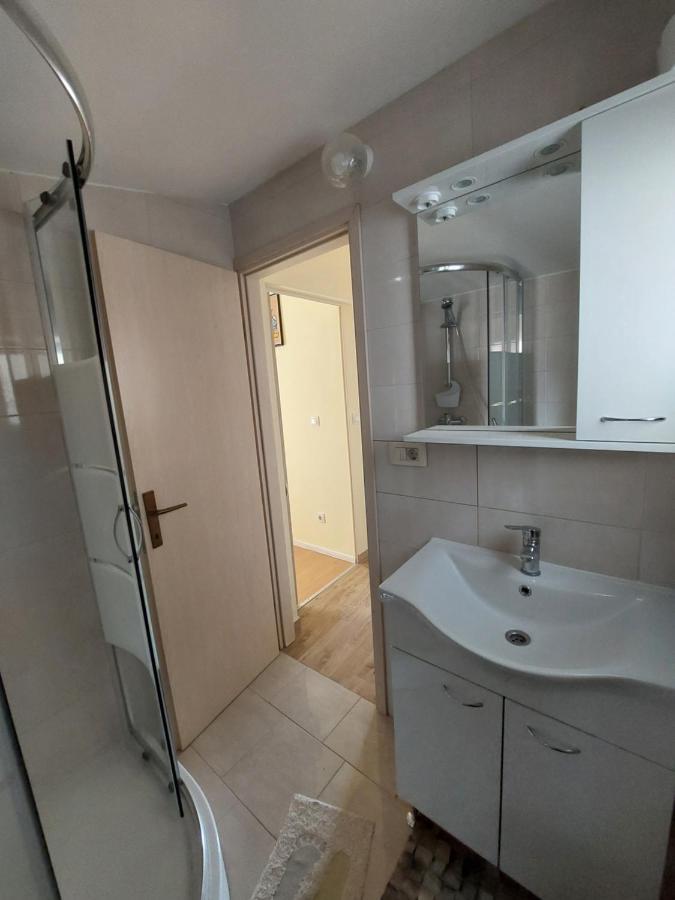 Apartmani Piskoric Вир Екстериор снимка